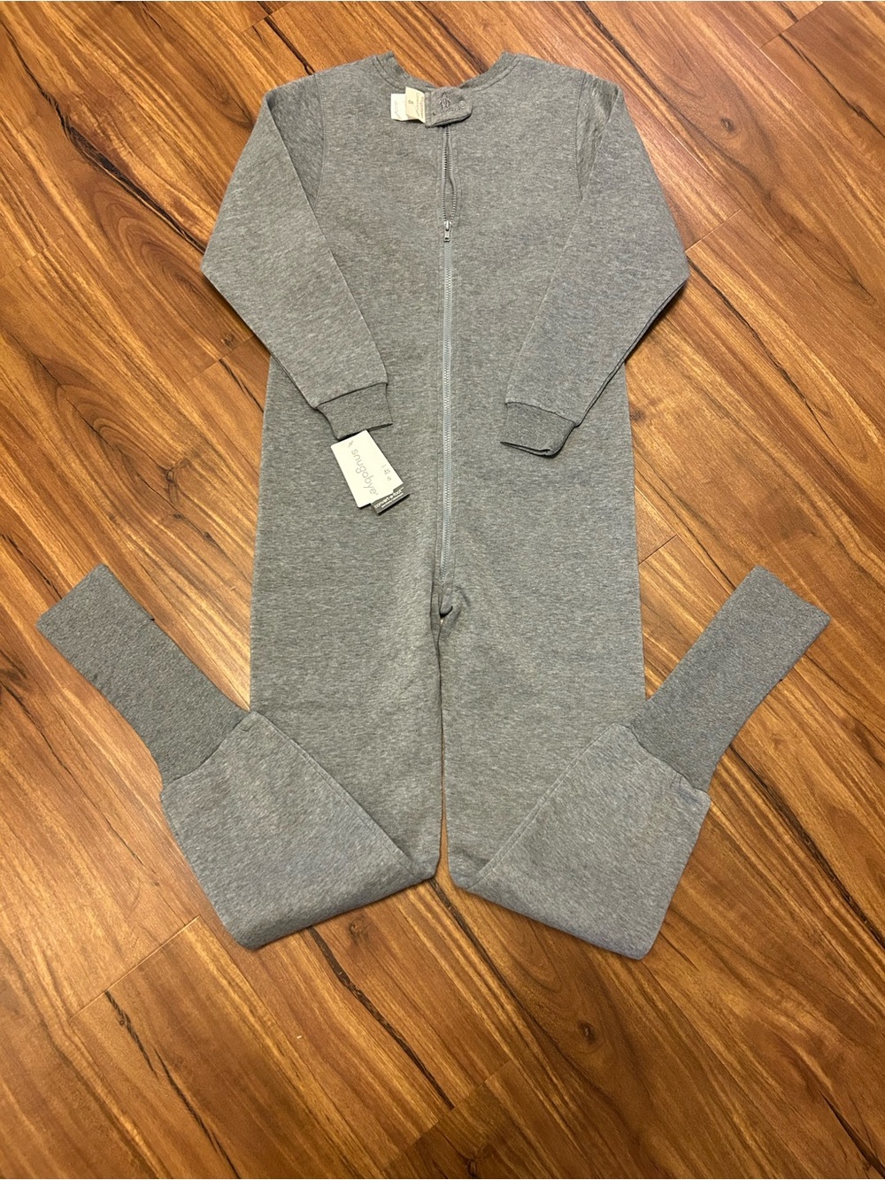 Snug A Bye Covert A Foot 8 Grey Soft Pajamas NWT